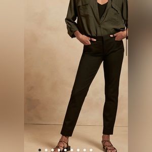 Banana republic Black petite Sloan 2 ankle pants